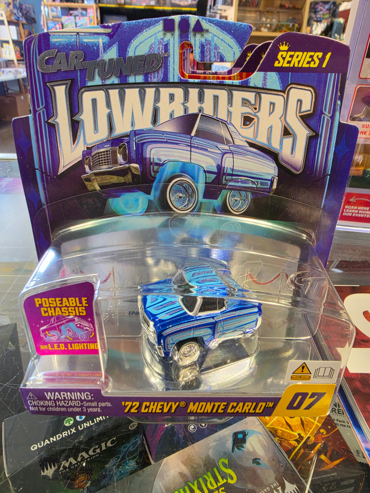 Car-Tuned Lowriders Series 1 - 72 Chevy Monte Carlo