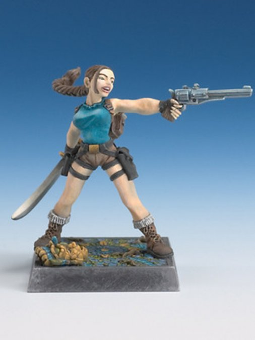 Reaper Miniatures: Kara, Female Archaeologist