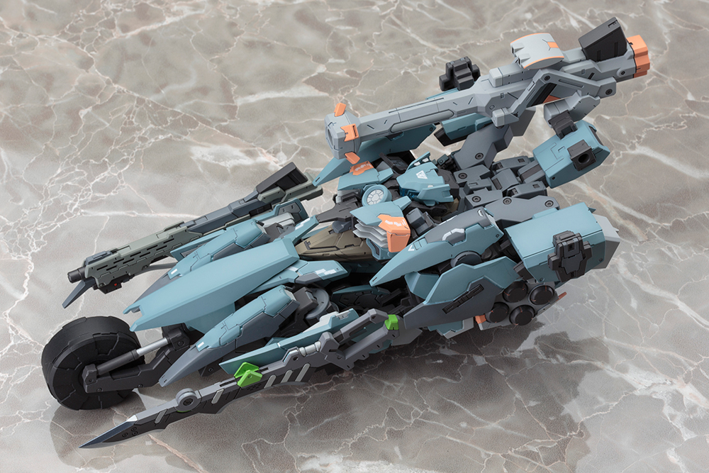 Kotobukiya 1/48 XenobladeX Formula