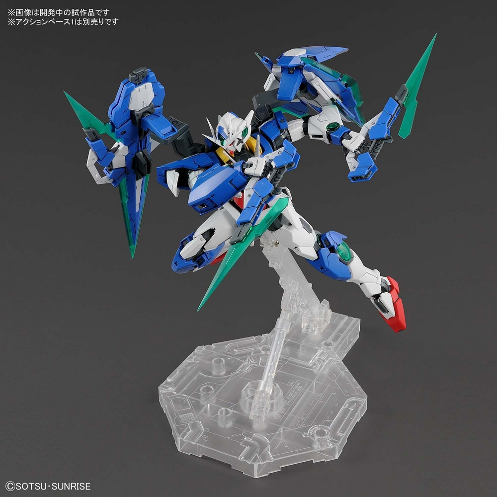 Bandai MG 1/100 00 QAN(T) Full Saber "Gundam 00V"