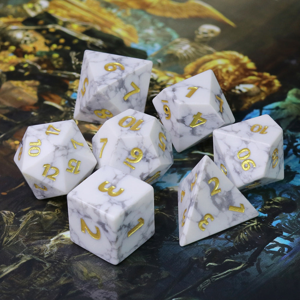 Gemstone Dice - 7ct The Howlite