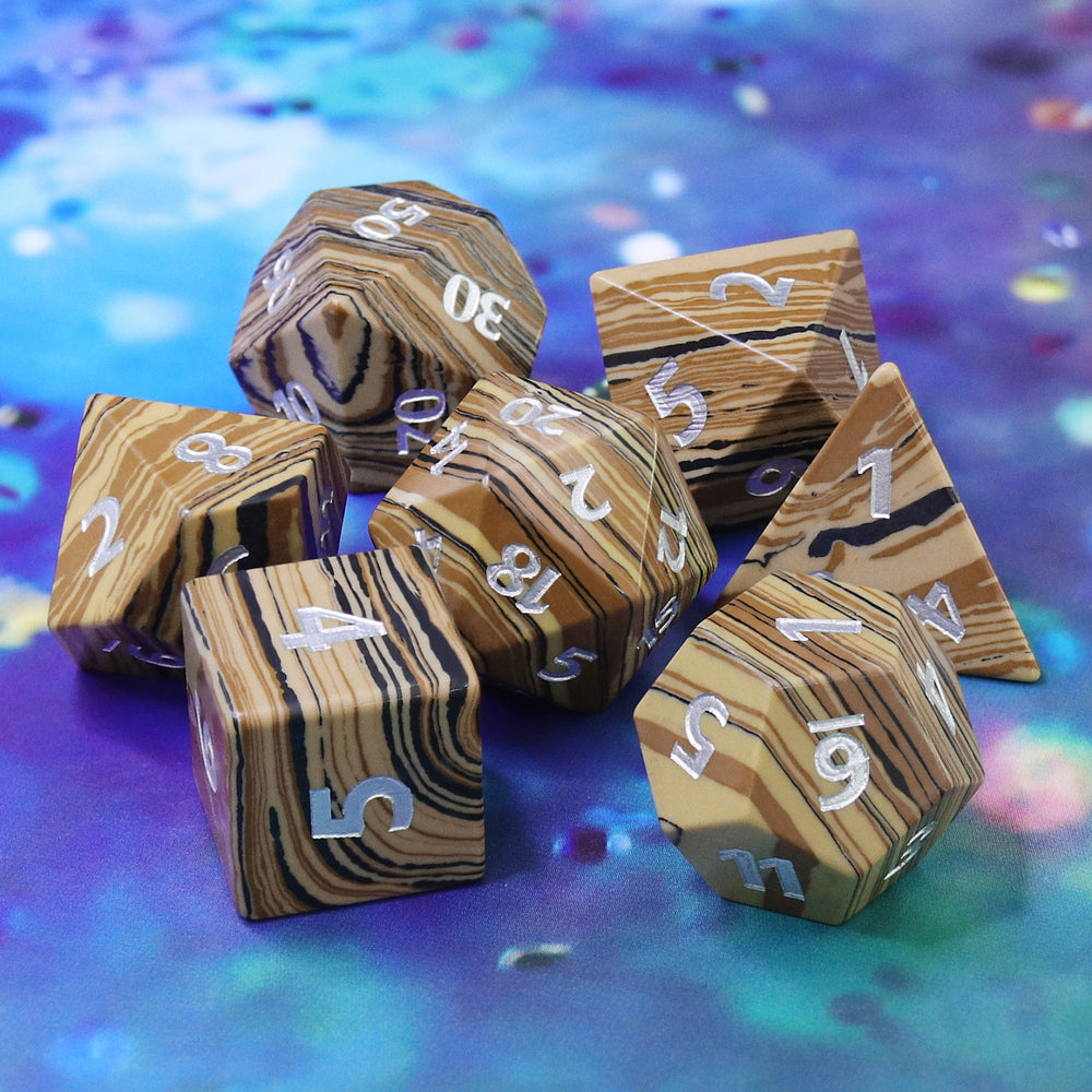 Gemstone Dice - 7ct Tree Ring